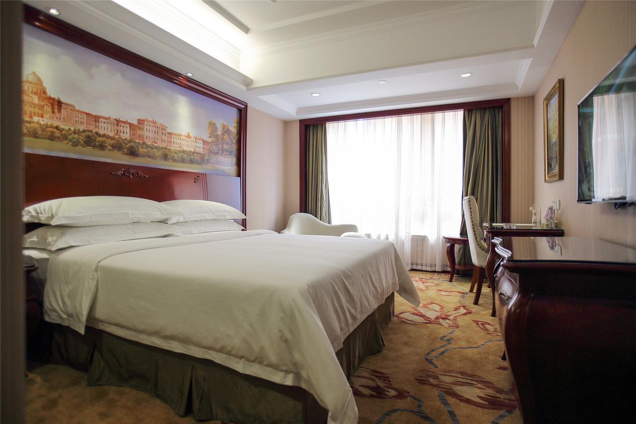 Vienna Hotel - Da Ju Yuan Branch Shenzhen Exterior photo