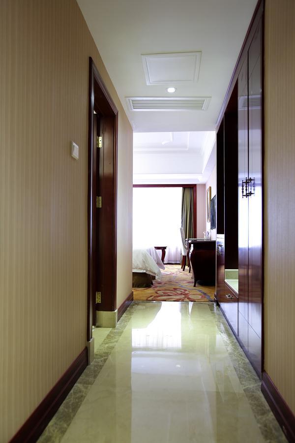 Vienna Hotel - Da Ju Yuan Branch Shenzhen Exterior photo