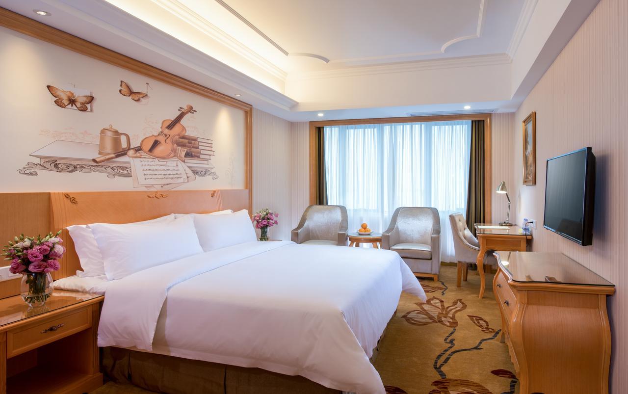 Vienna Hotel - Da Ju Yuan Branch Shenzhen Exterior photo